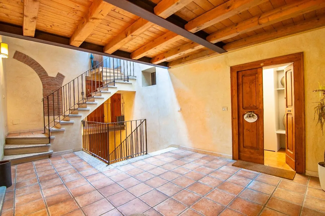 Il Cuscino Di Giulietta - 2 Min From Arena Apartment Verona Italy